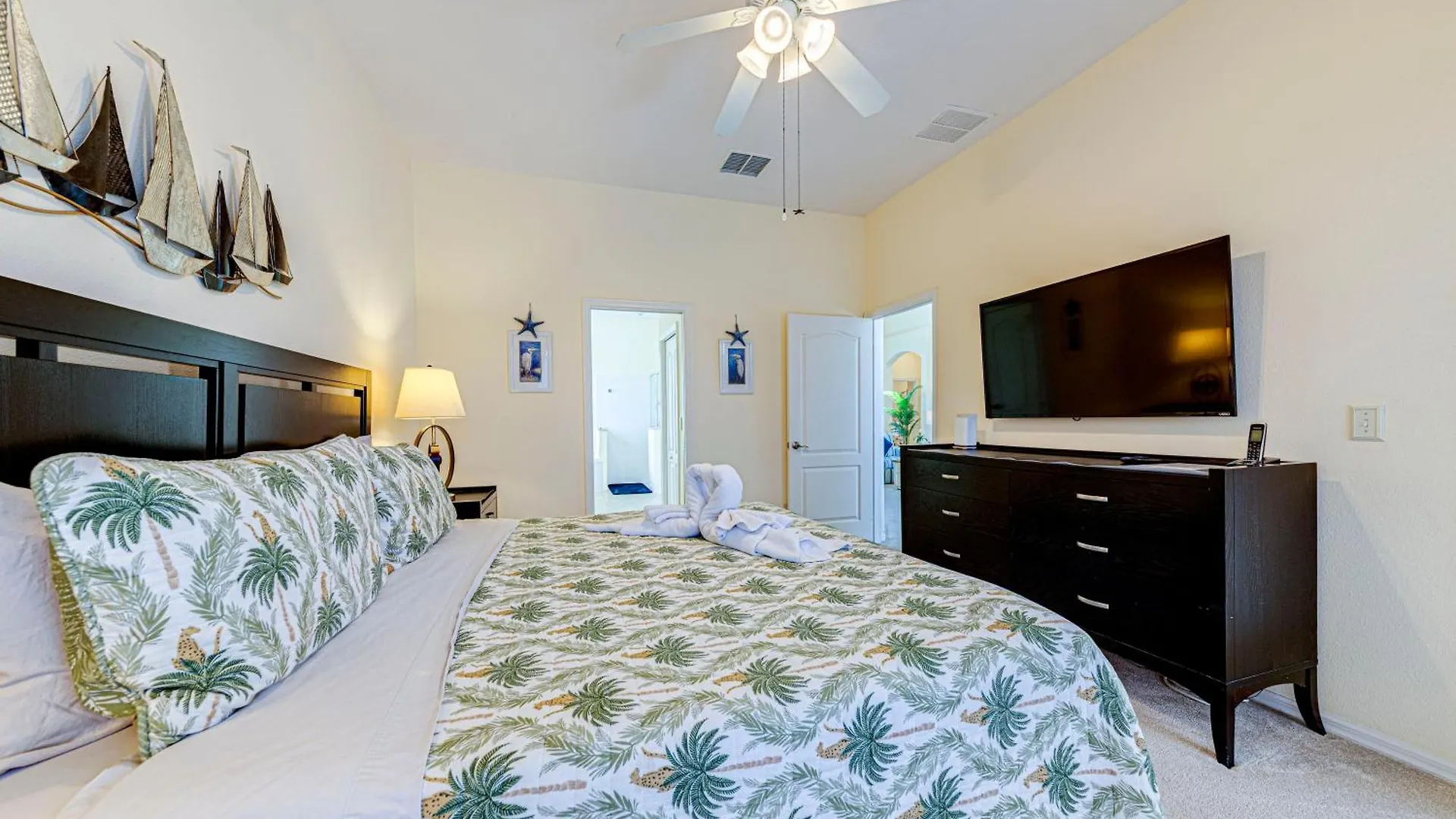 Holiday home Tuscan Pines Villa Davenport United States